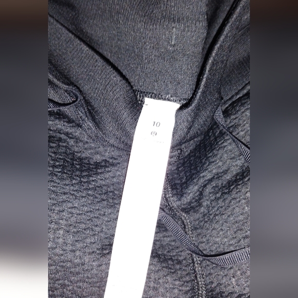 COPY - Lululemon Engineered Warmth Relaxed Fit Black Jogger Merino Wool - Picture 4 of 4